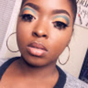 Meet your Posher, Brittney